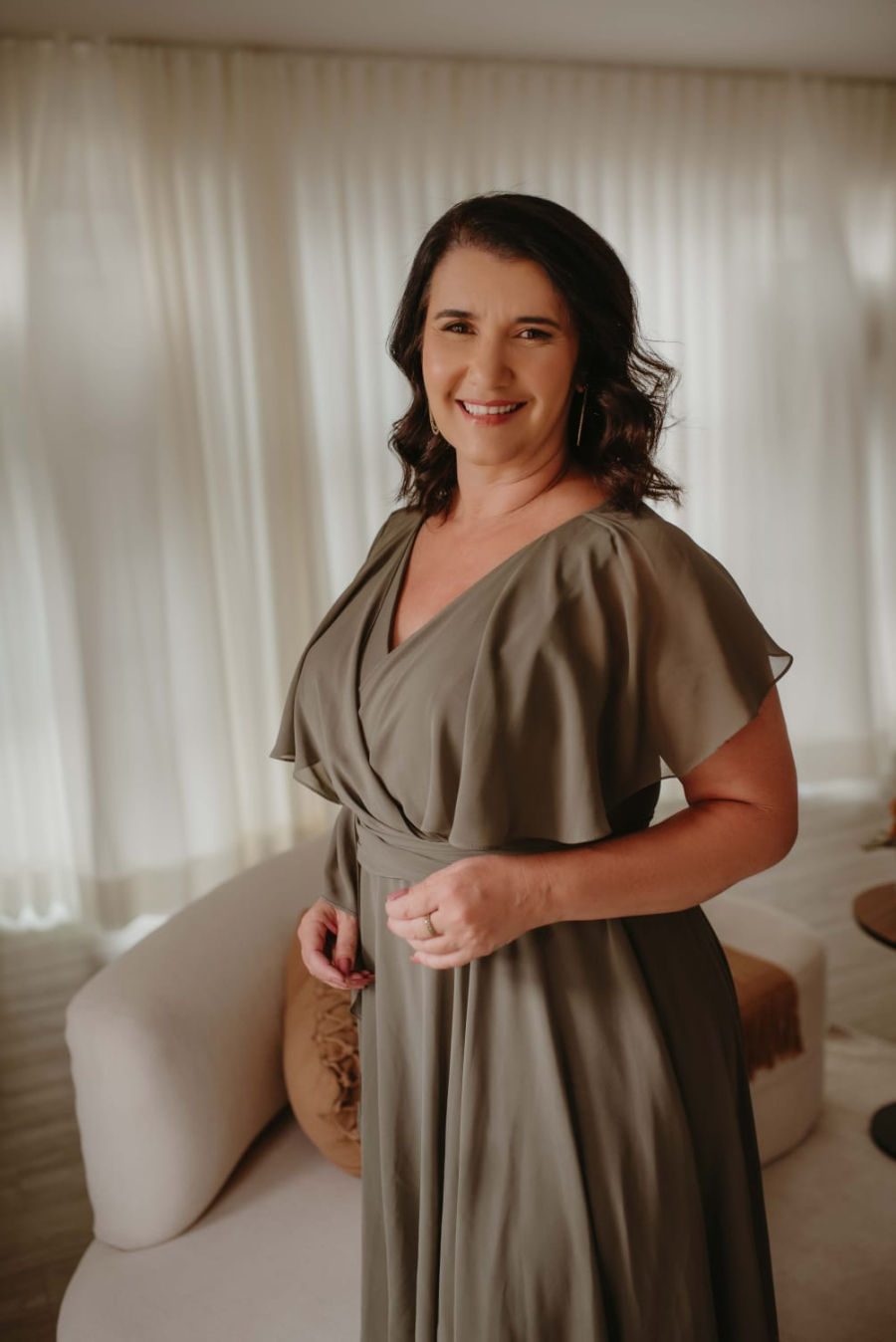 Executiva transforma trajetória de vida em liderança empresarial e torna-se referência feminina e voz ativa sobre inclusão e neurodivergência