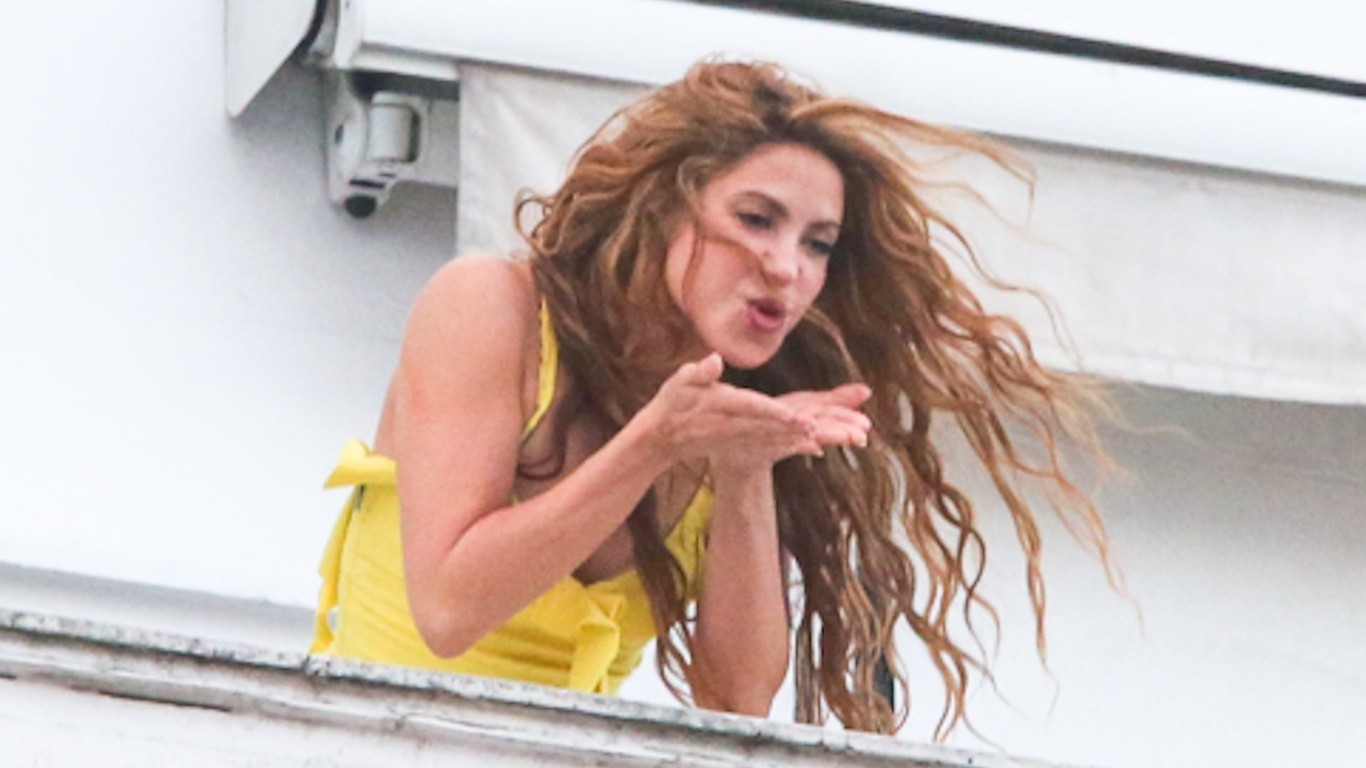 Show de Shakira no Rio mobiliza fãs do Vale do Paraíba; cantora já se apresentou em Taubaté