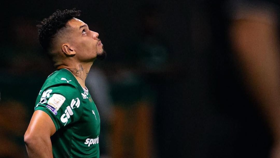 Paulinho desabafa em “reestreia” pelo Palmeiras após 10 meses sem jogar