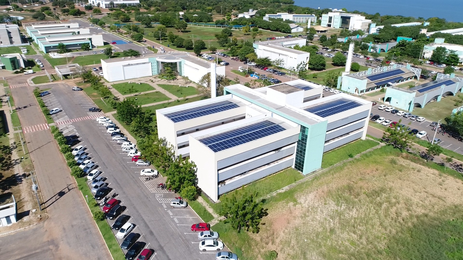 Inscrições para concurso da UFT com salários de até R$ 5,2 mil encerram nesta segunda-feira (4)