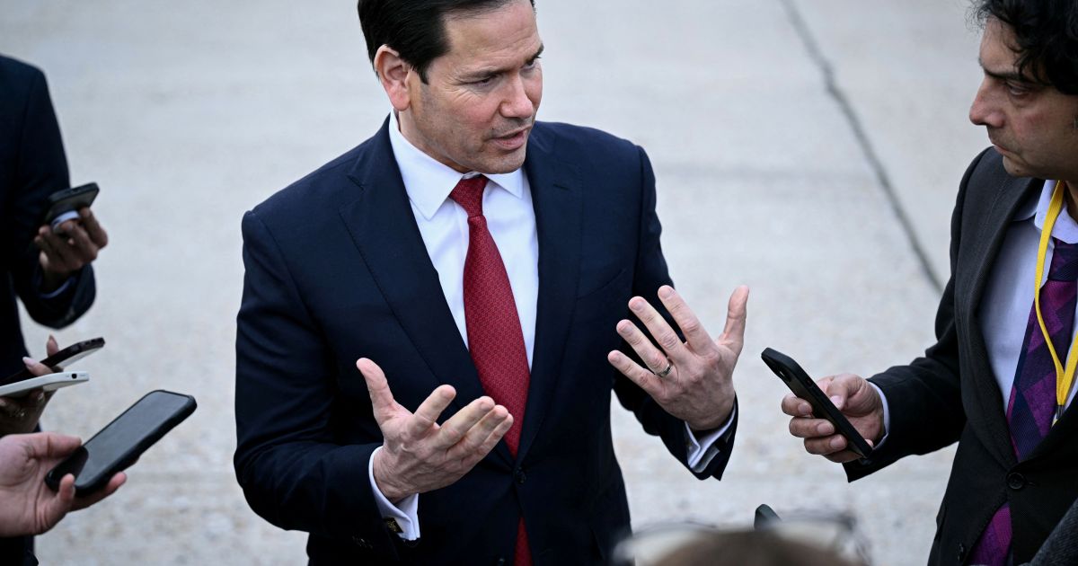 Rubio deve se reunir com Leão XIV esta semana após crise entre Trump e papa