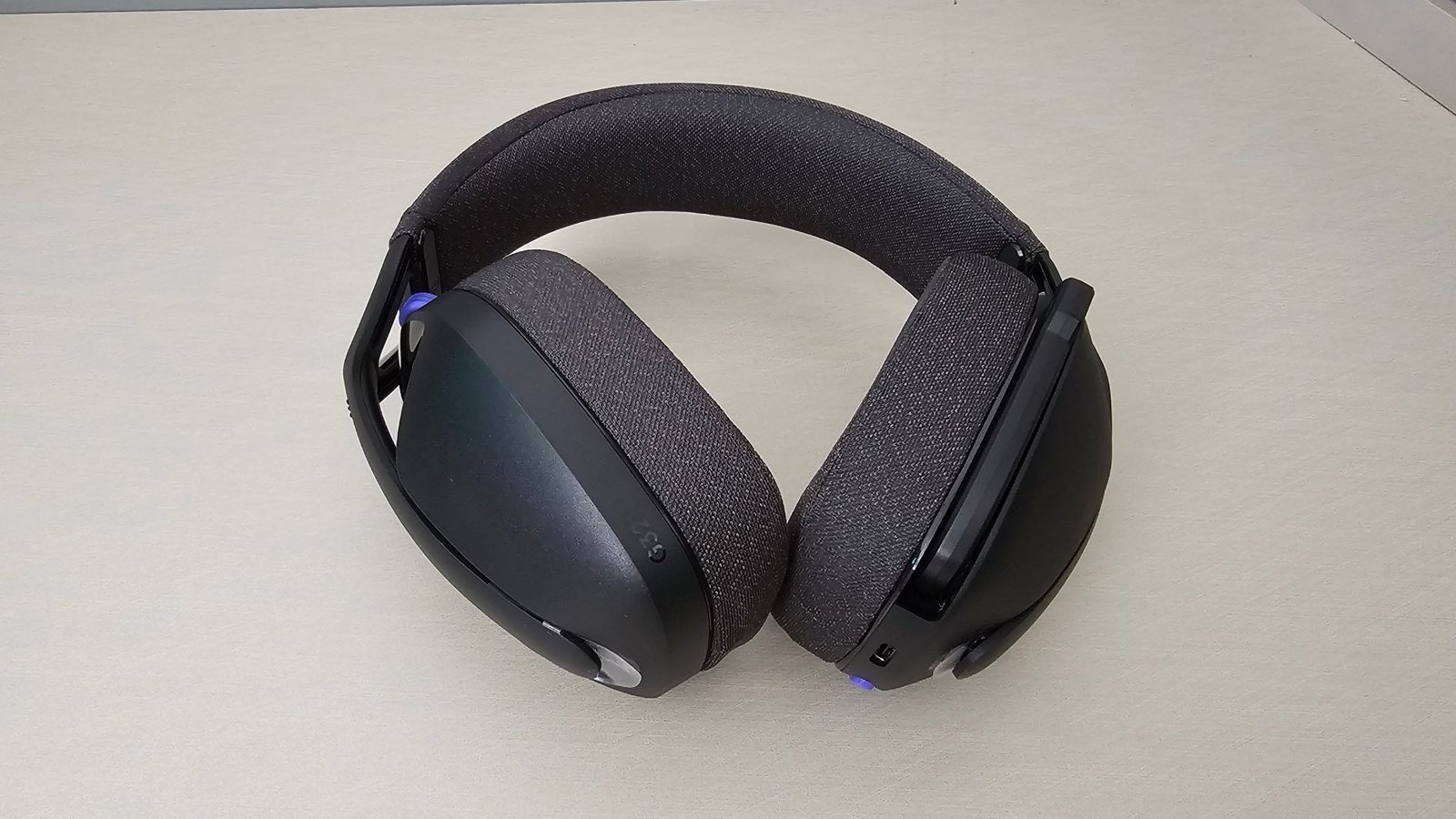 G321: Headset da Logitech é tão leve que você pode até dormir usando, diz fabricante
