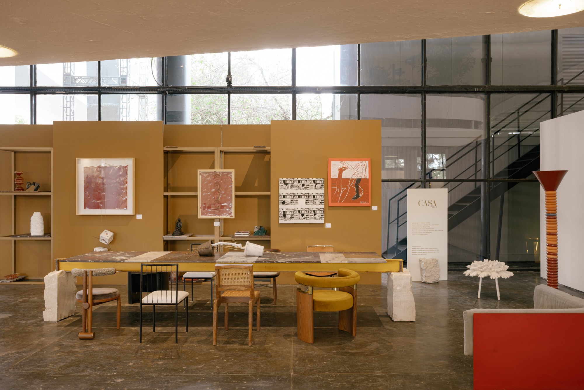 Os detalhes do lounge da Casa Vogue na SP-Arte 2026