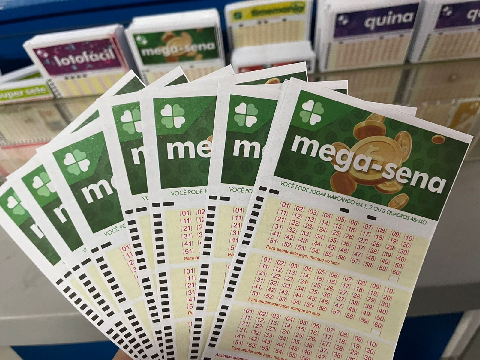 Mega-Sena pode pagar R$ 52 milhões nesta terça-feira; g1 transmite ao vivo