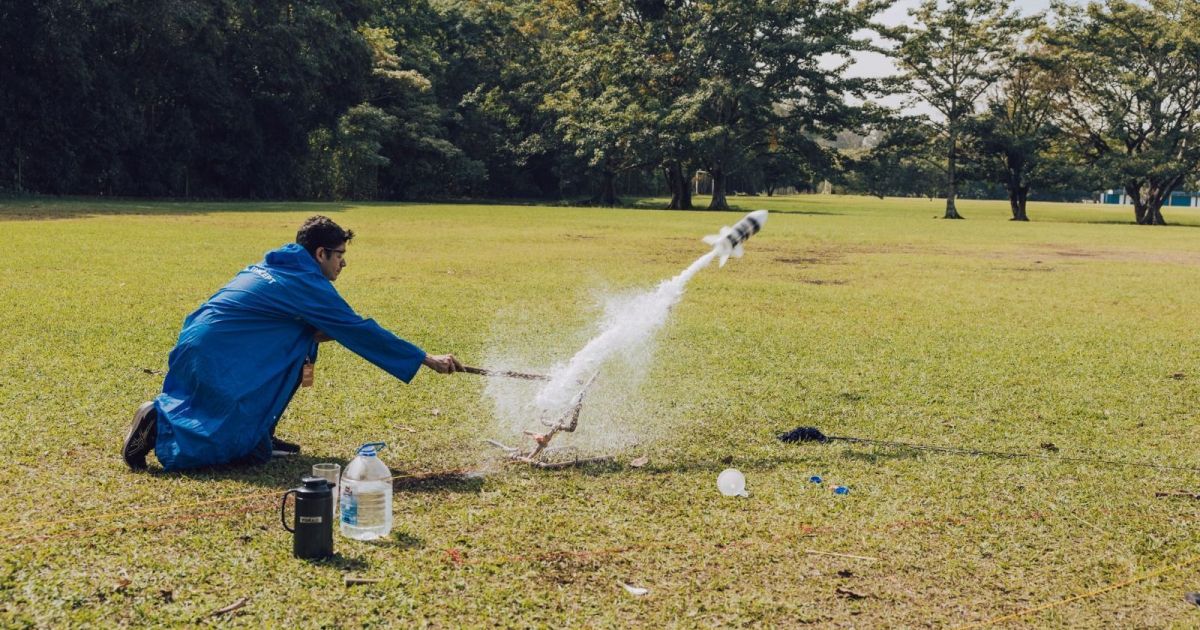 Alunos de SP desenvolvem foguetes para competição nacional de astronomia