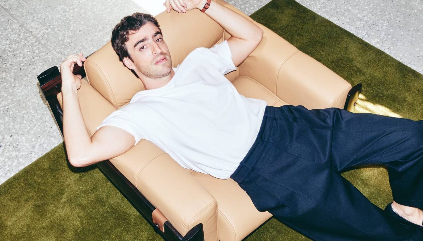 Eduardo Toldi celebra 15 anos Egrey com nova boutique em São Paulo