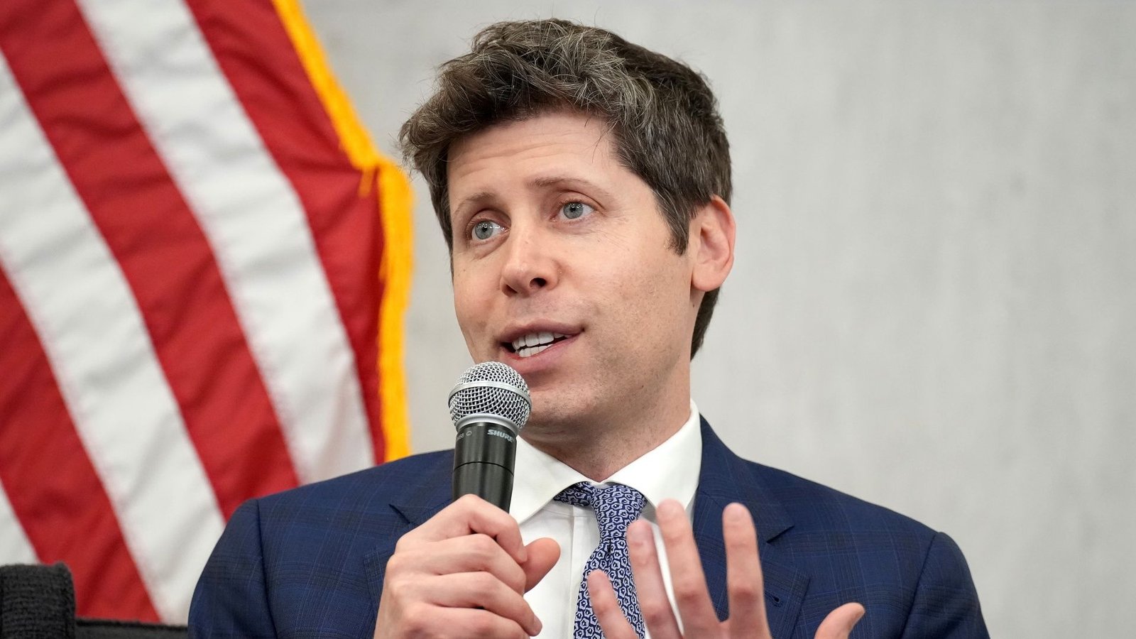 IA não deve causar 'apocalipse de empregos', prevê Sam Altman