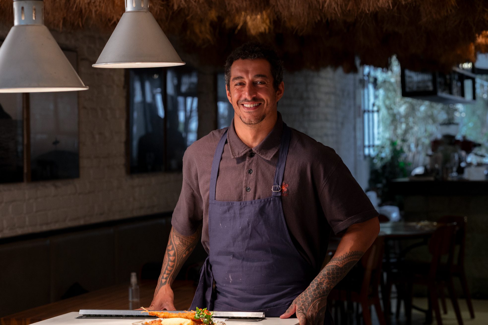 Festival do Camarão reúne chefs renomados e sabores do litoral em Santos