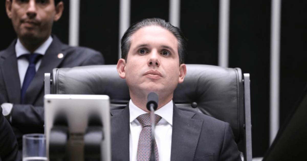 Hugo pauta fim da 6×1 no plenário antes de comissão concluir votação da PEC