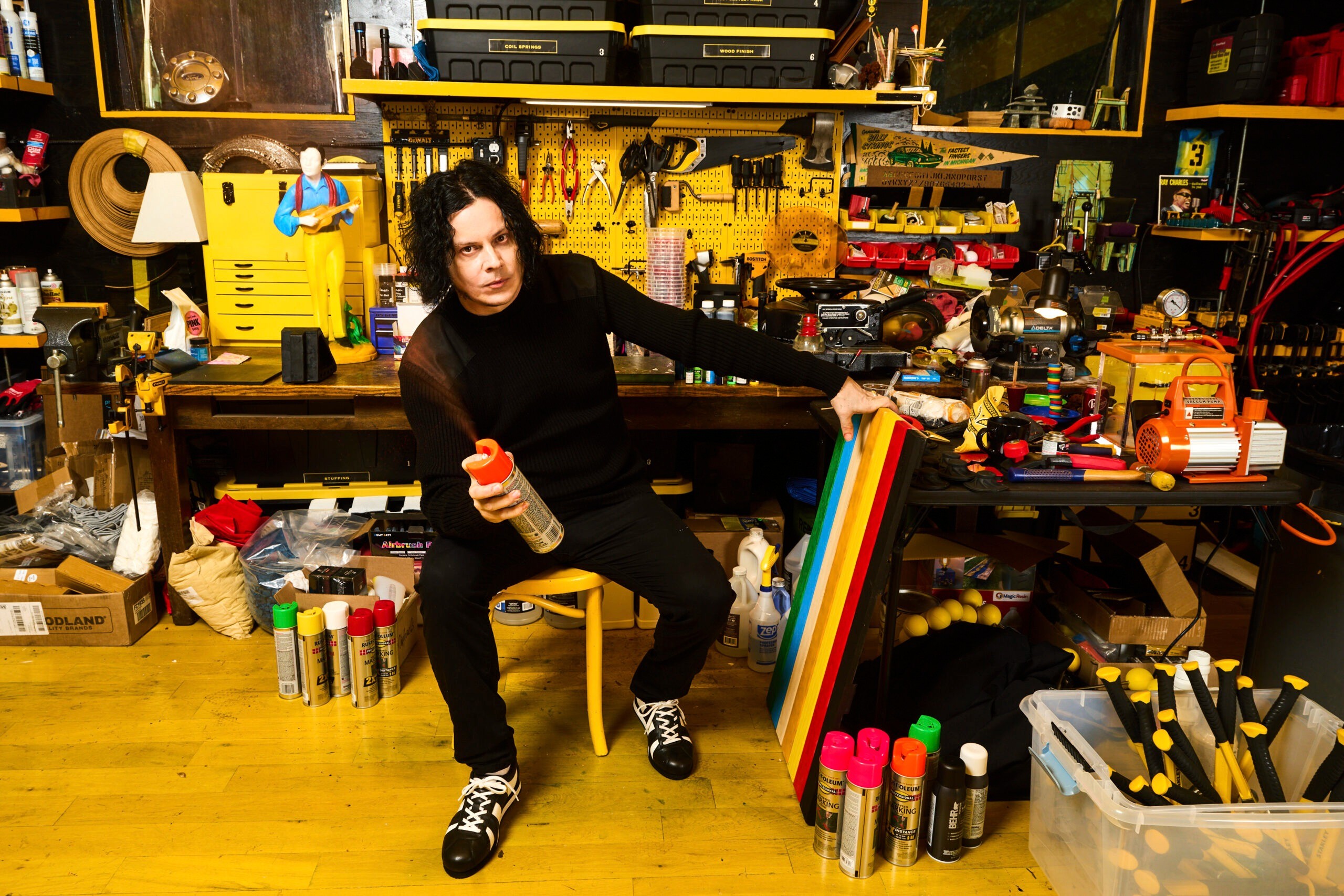 Um passeio pela exposição de arte de Jack White, vocalista do White Stripes: uma faceta pouco conhecida do músico