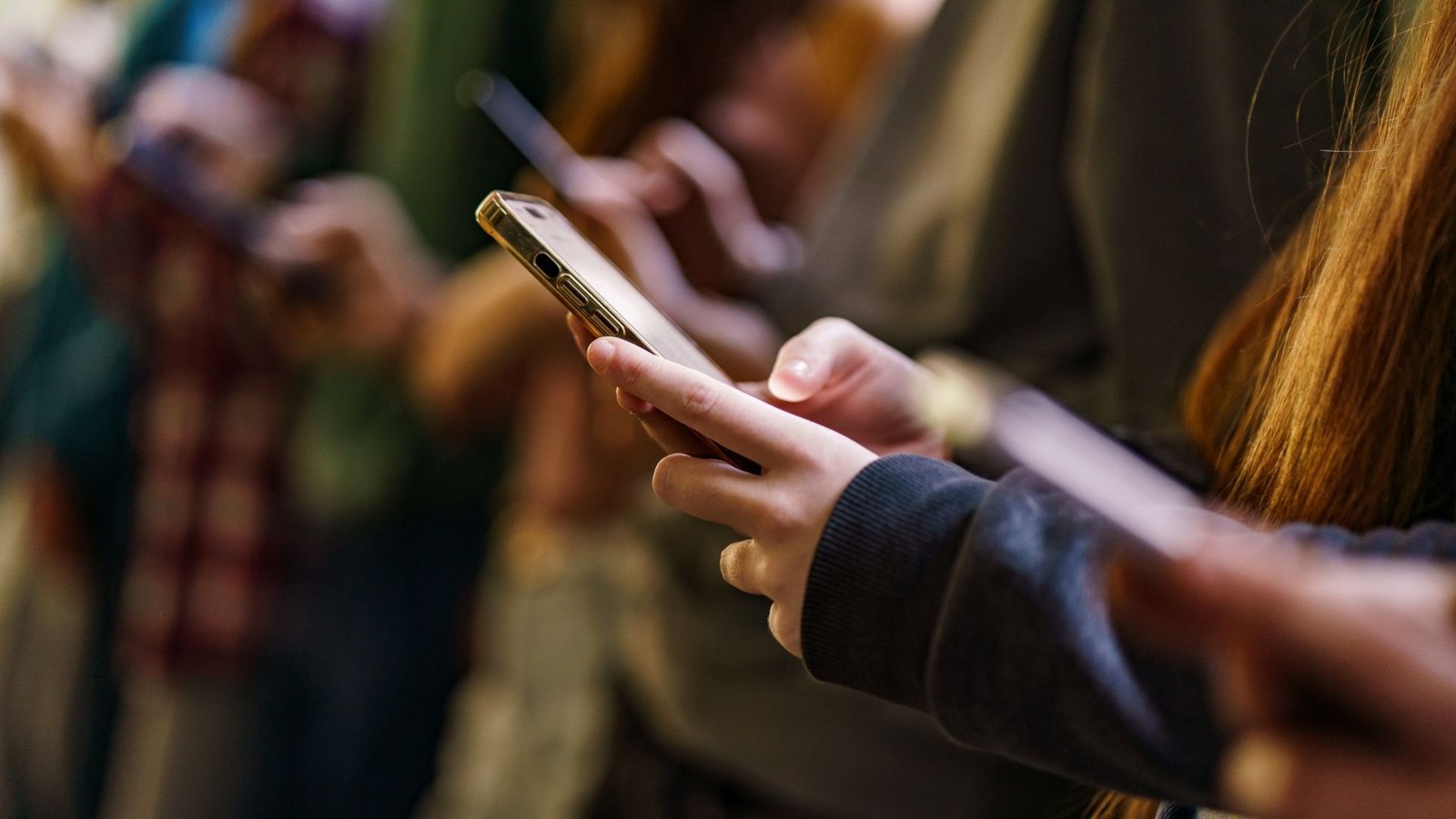 Meta expande restrições de conteúdo para menores no Instagram, Facebook e Messenger
