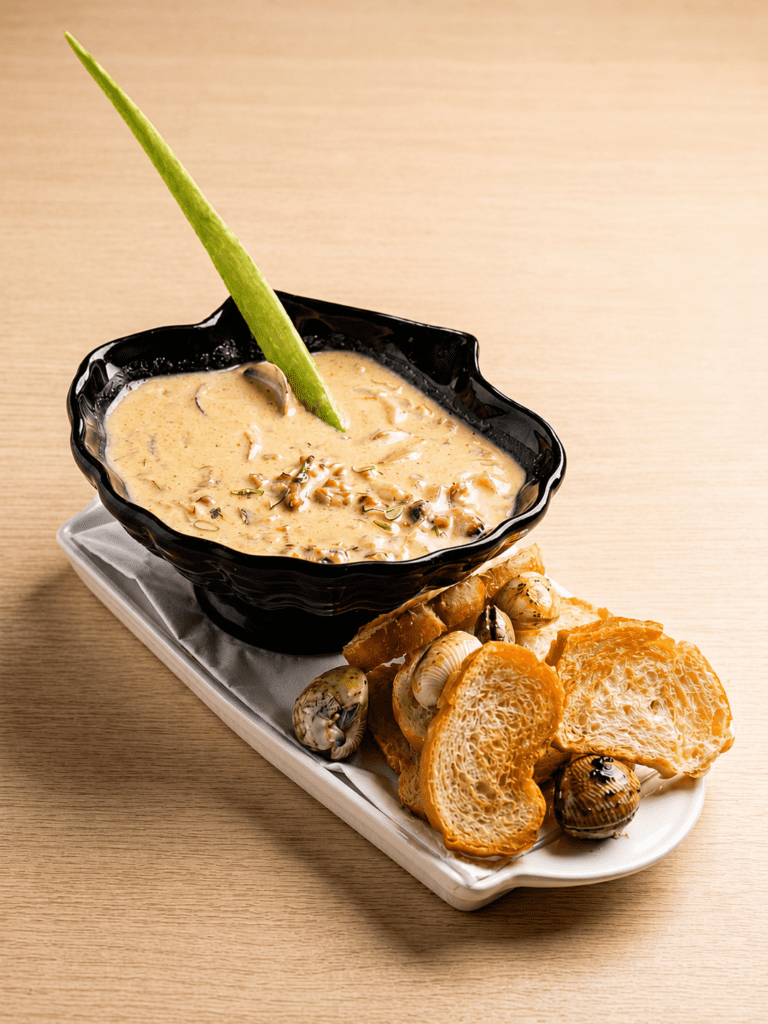 Creme Potente de Batata com Vôngole e Bacon, por Gisela Schmitt