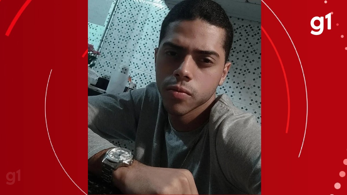 Acidente entre carro e moto mata jovem de 22 anos em Governador Valadares; vídeo