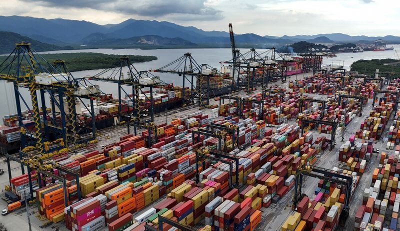 Autoridade Portuária assina licitação para aprofundar Porto de Santos