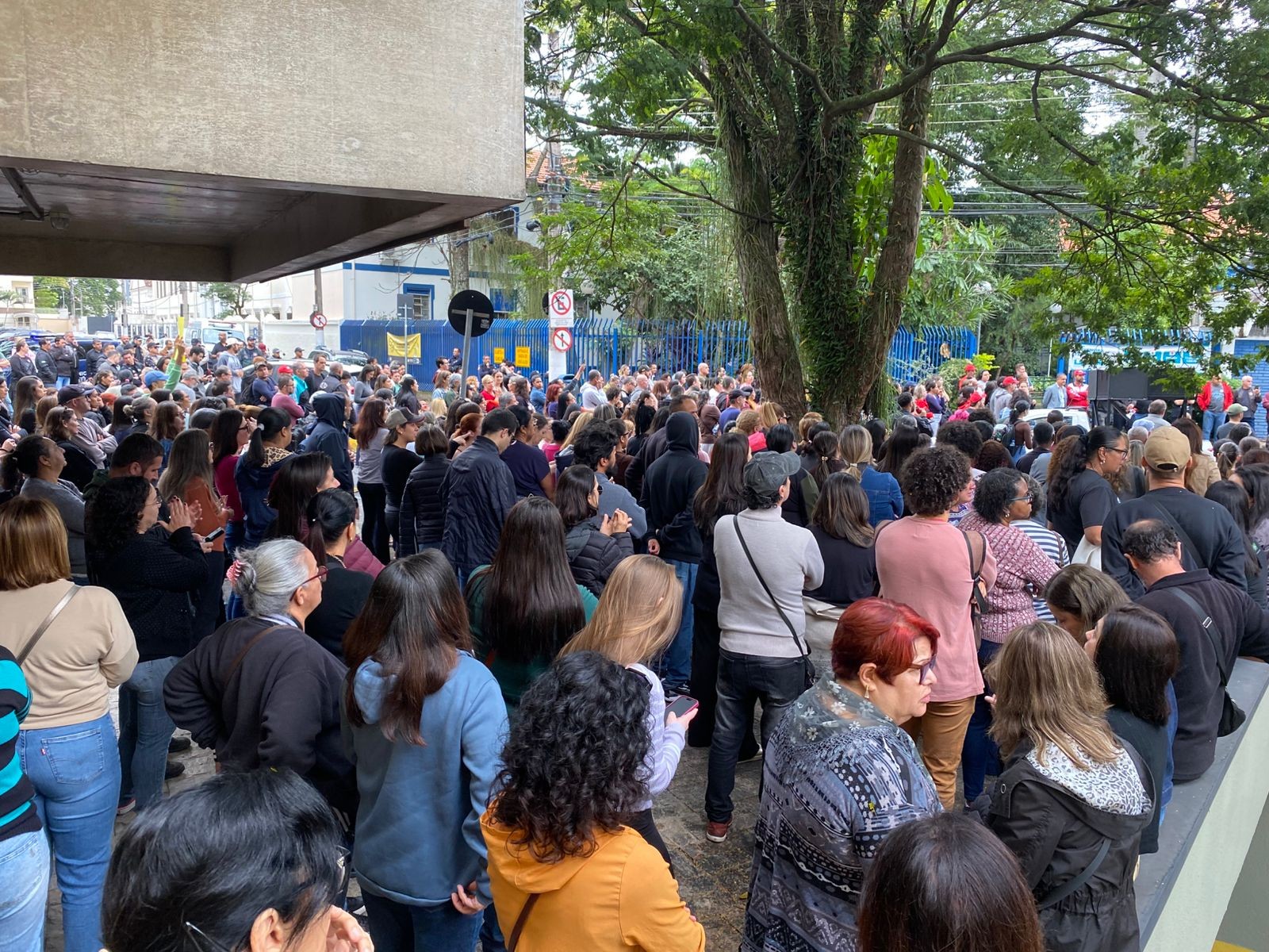 Greve dos servidores municipais de Taubaté entra na terceira semana com impactos em serviços essenciais