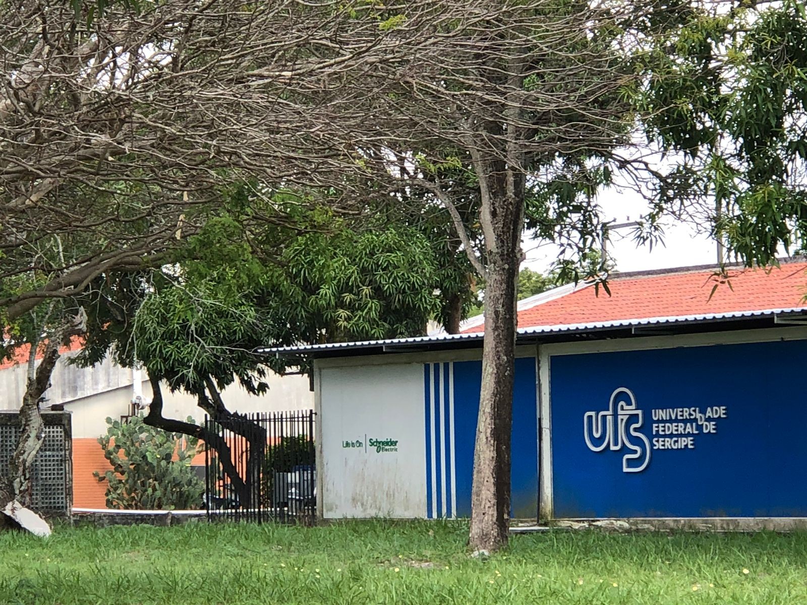 MPT ajuíza ação contra empresa terceirizada e UFS por falta de pagamentos e descontos indevidos