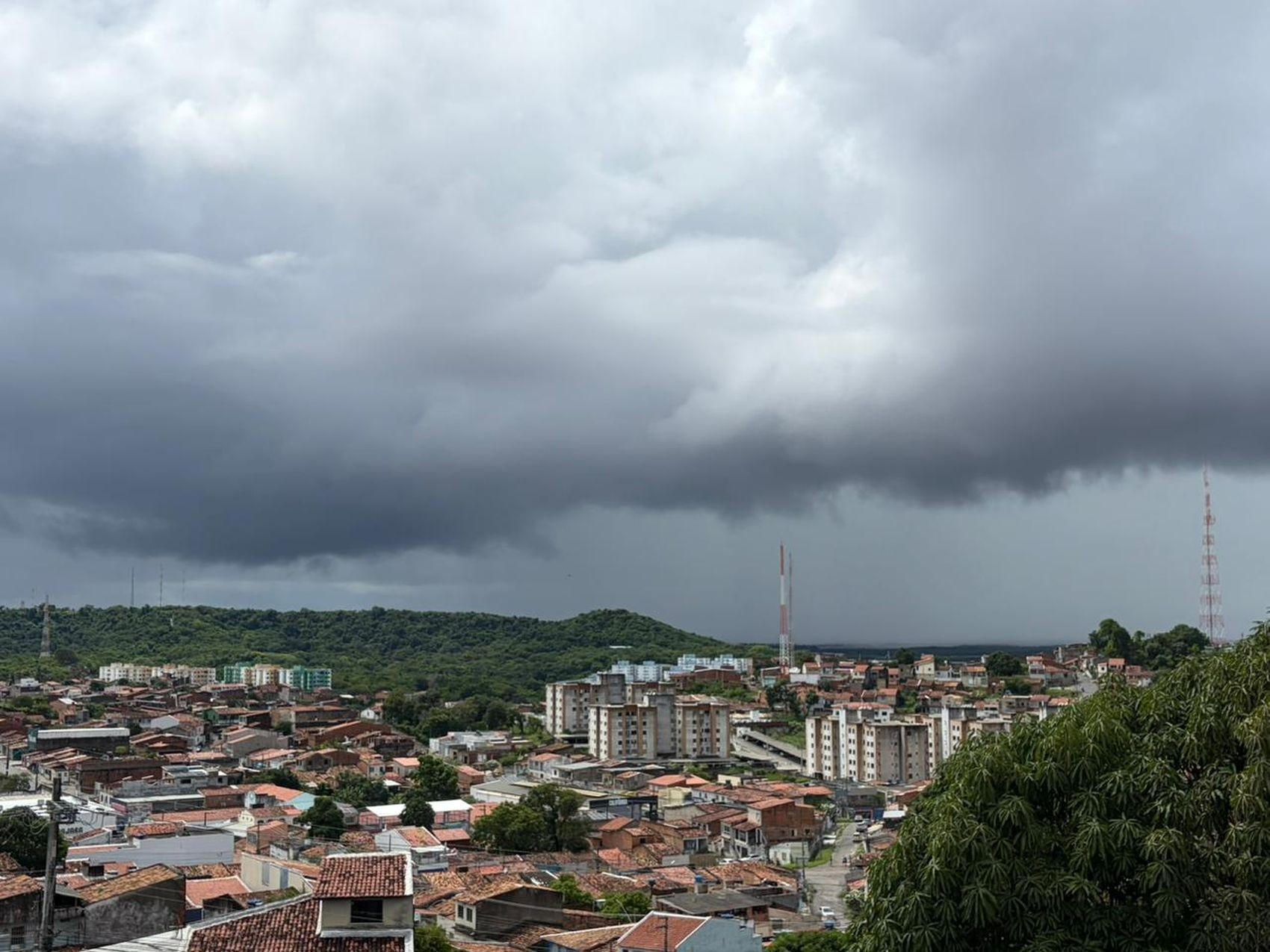 Sergipe tem alerta para chuvas e ventos fortes; veja recomendações