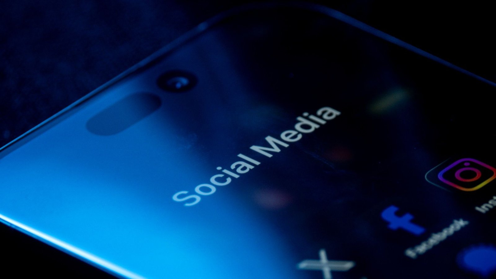 Europa lança versão pública do W, rede social que competirá com o X