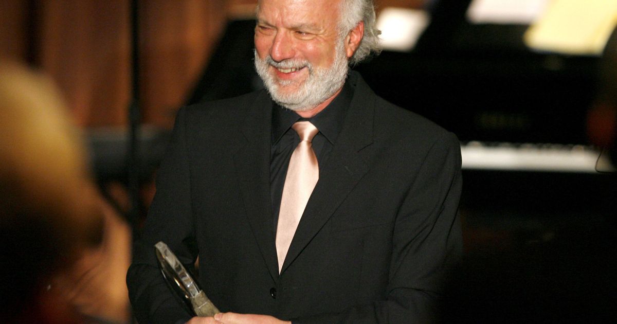 Diretor de “Friends”, James Burrows morre aos 85 anos