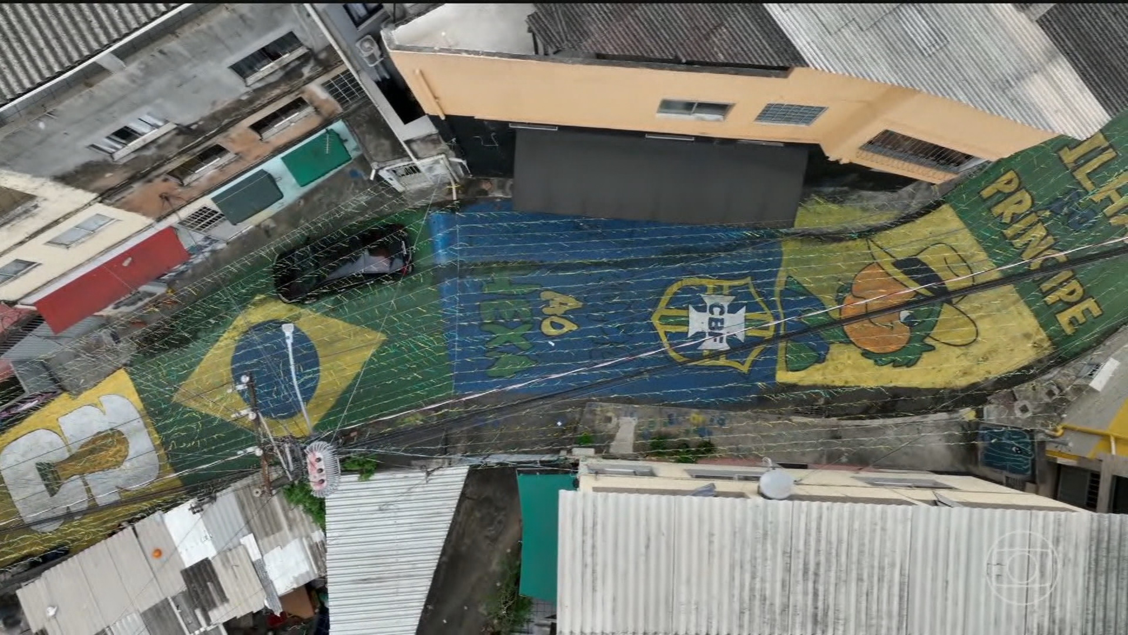 Clima de Copa: criatividade e amor pela Seleção colorem ruas do Brasil