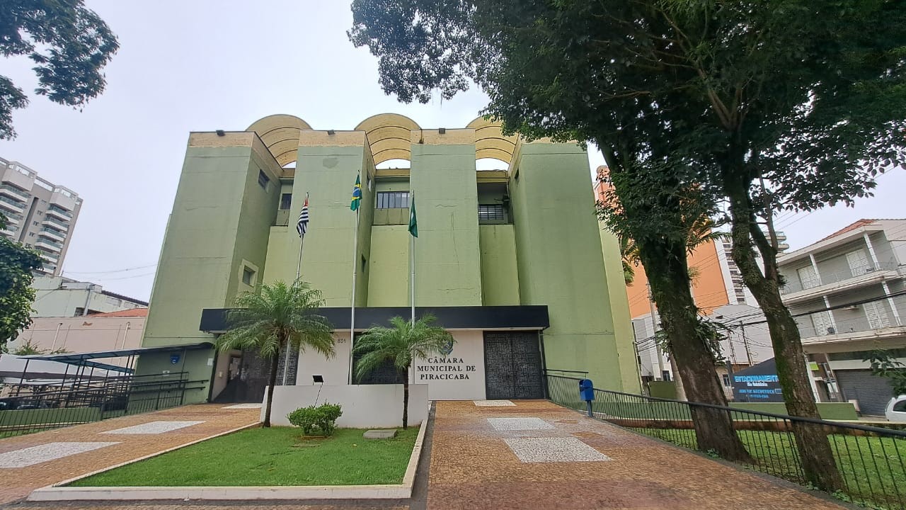 Terceirização de exames e reestruturação do laboratório municipal de Piracicaba viram alvo de investigação do MP