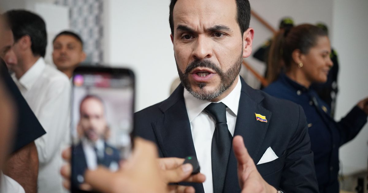 Análise: Na Colômbia, De la Espriella ameaça rivais com sanções ou prisão