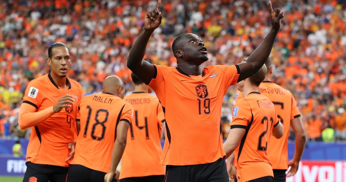No caminho do Brasil, Holanda atropela Suécia com shows de Brobbey e Gakpo