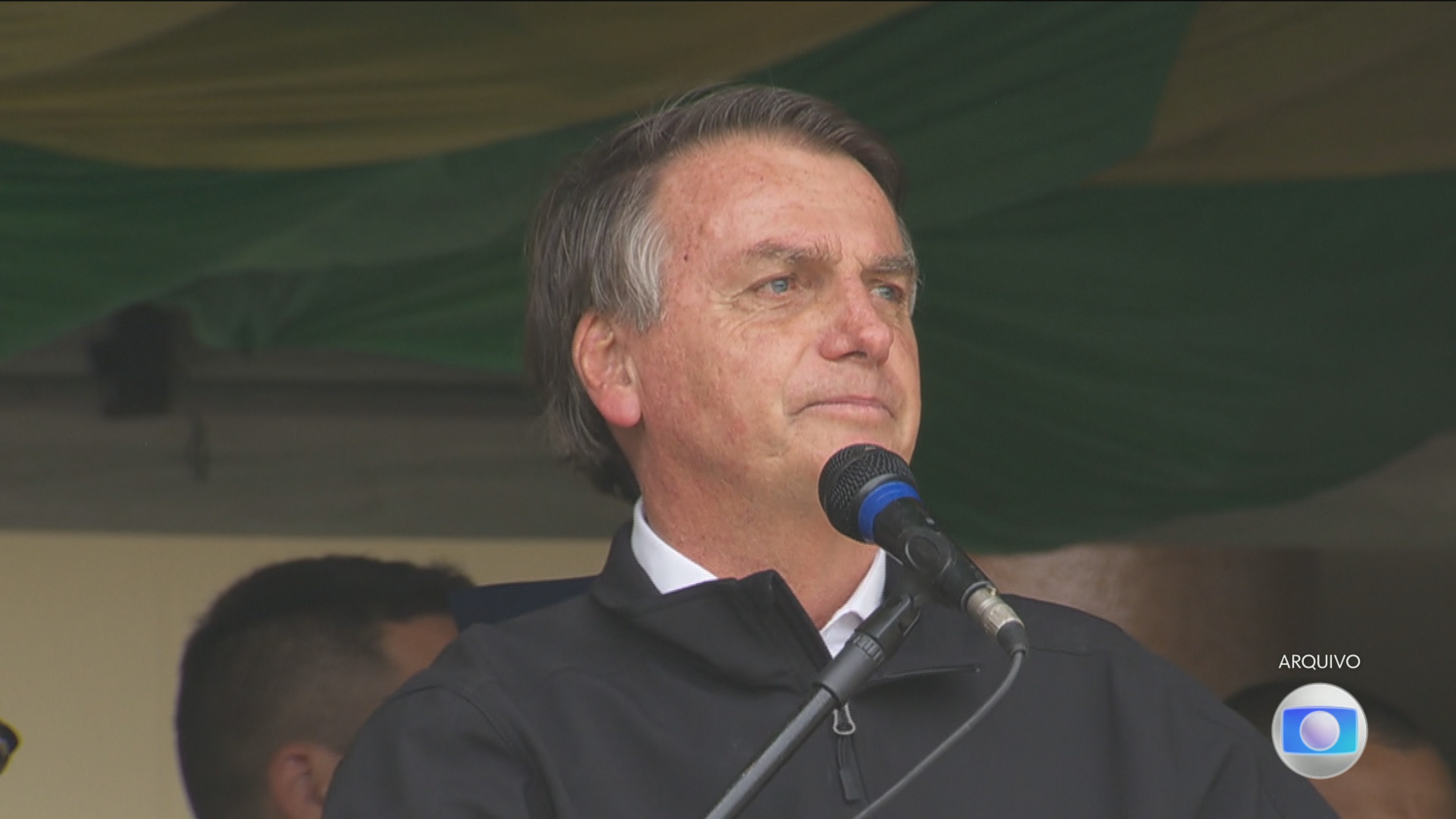 Defesa de Bolsonaro pede prorrogação de prisão domiciliar para o ex-presidente; prazo termina nesta quinta