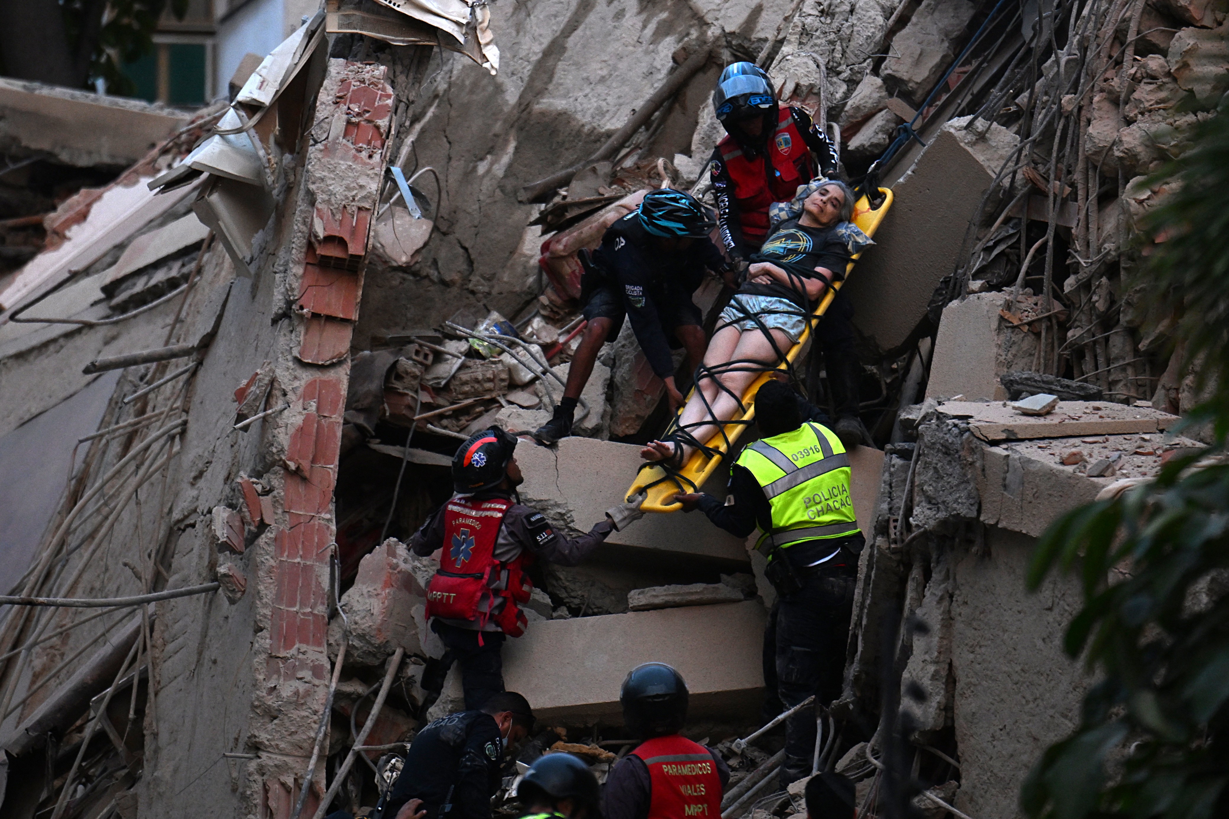 Delcy Rodríguez decreta estado de emergência na Venezuela e suspende aulas e serviços não essenciais no país após terremoto