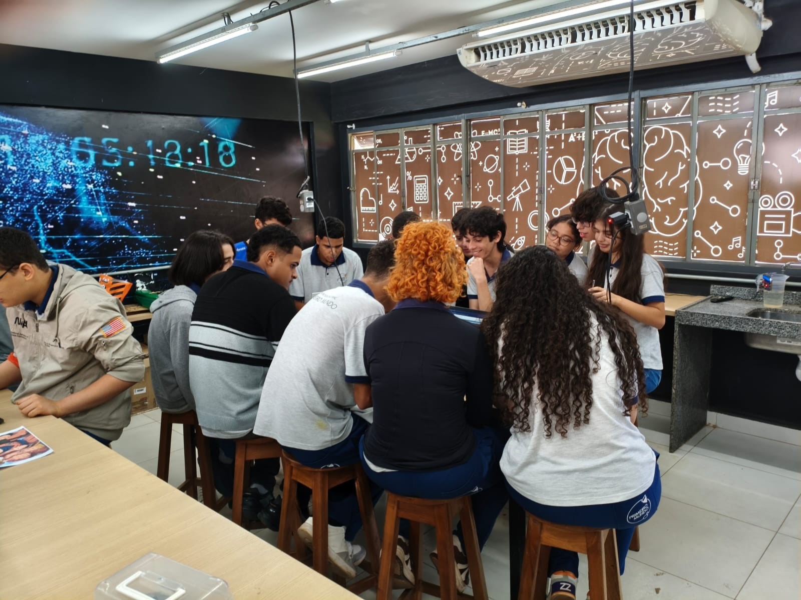 Quatro colégios brasileiros estão entre os finalistas da 'Copa do Mundo das Escolas'; conheça projetos