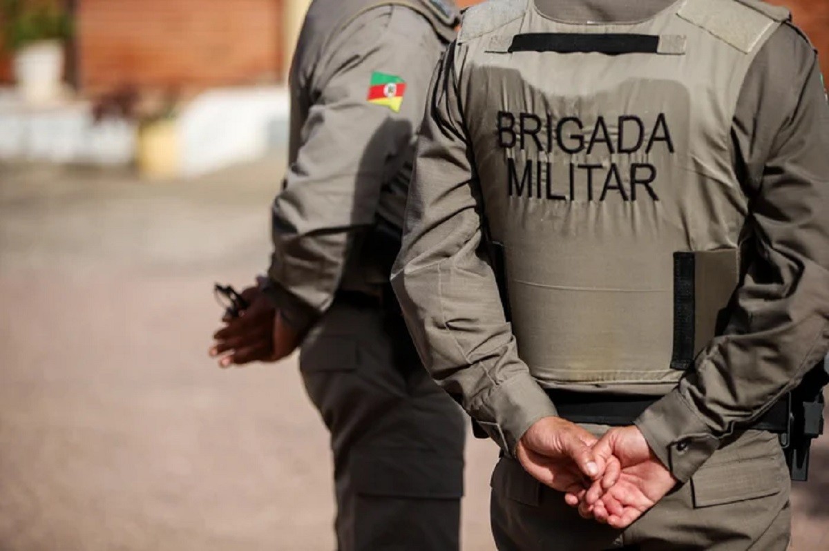 PM interrompe ataque a vizinho, atira, mata dois homens e fere outro no RS, diz polícia