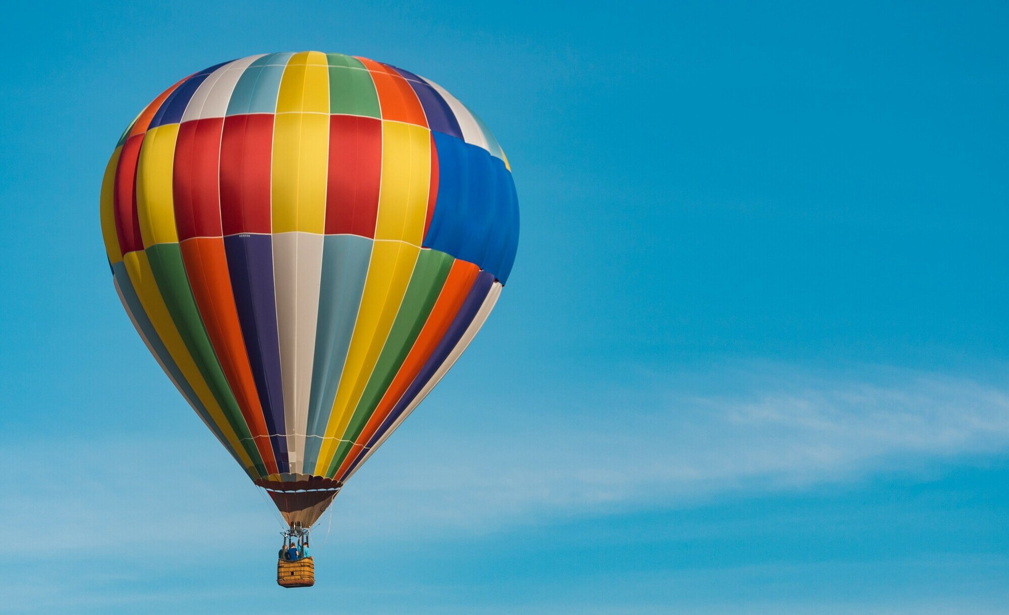 Sonhos são pontes entre o ter e o ser