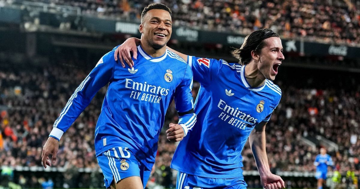 Sem Vini Jr, Real Madrid vence Valencia e encosta no líder Barcelona