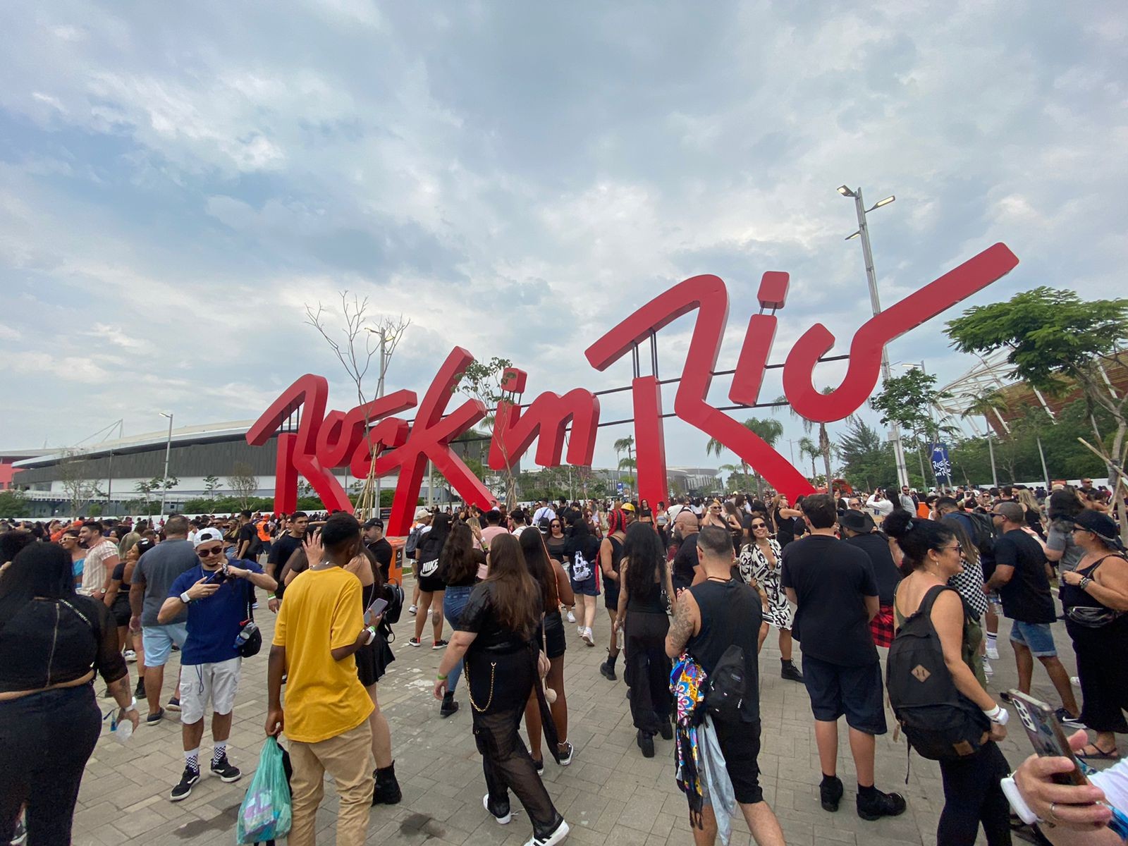 Zé Ricardo explica dia de K-pop e Jamiroquai no Rock in Rio e admite estratégia para 'pais não sofrerem'