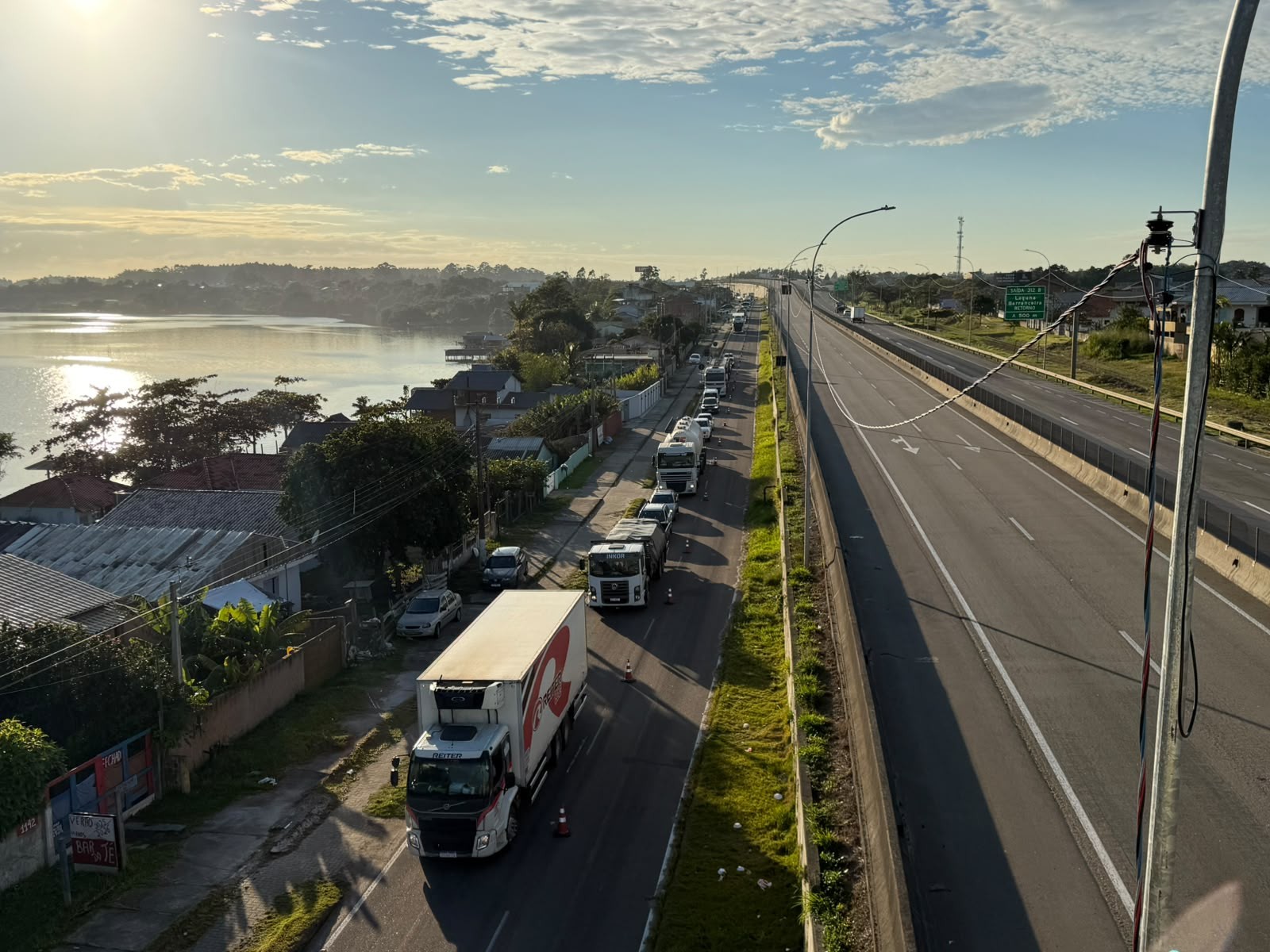 Ponte Anita Garibaldi foi interditada para manutenção de cabo em Laguna