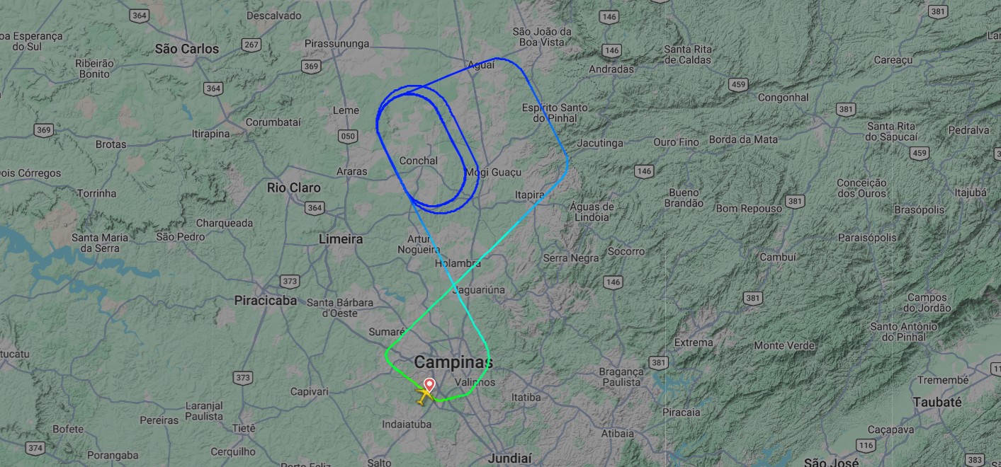 ÁUDIO: falha no sistema hidráulico faz avião voltar a Viracopos após decolar rumo a Manaus
