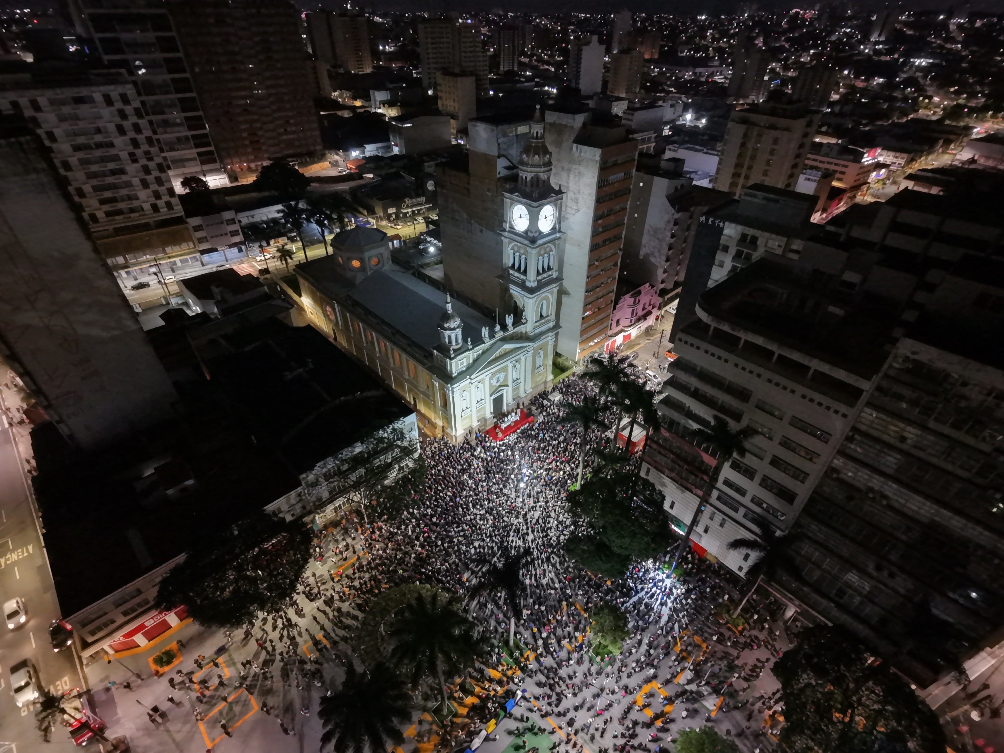 Imagens aéreas mostram multidão de fiéis na Romaria de Aparecidinha em Sorocaba
