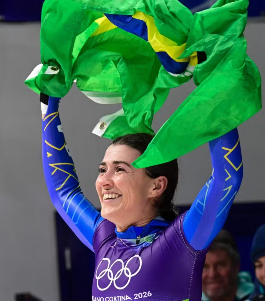 Nicole Silveira alcança melhor resultado olímpico do Brasil no gelo