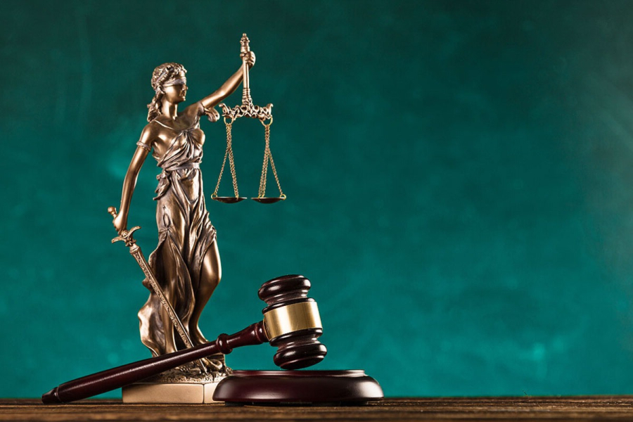 A prisão domiciliar e a incomunicabilidade: limites do poder estatal em uma democracia constitucional.