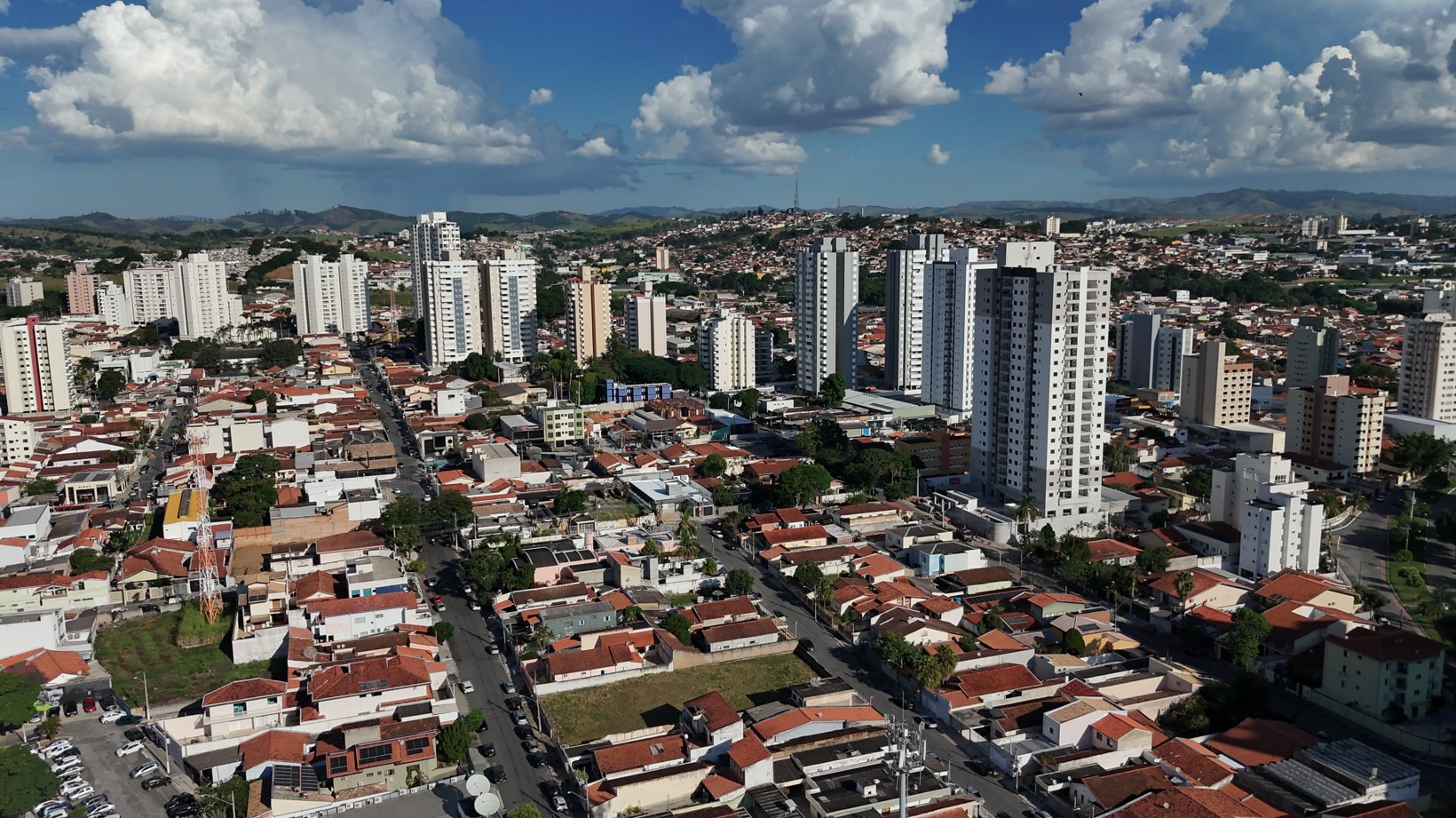 Taubaté lidera geração de empregos da construção civil no Vale em 2026