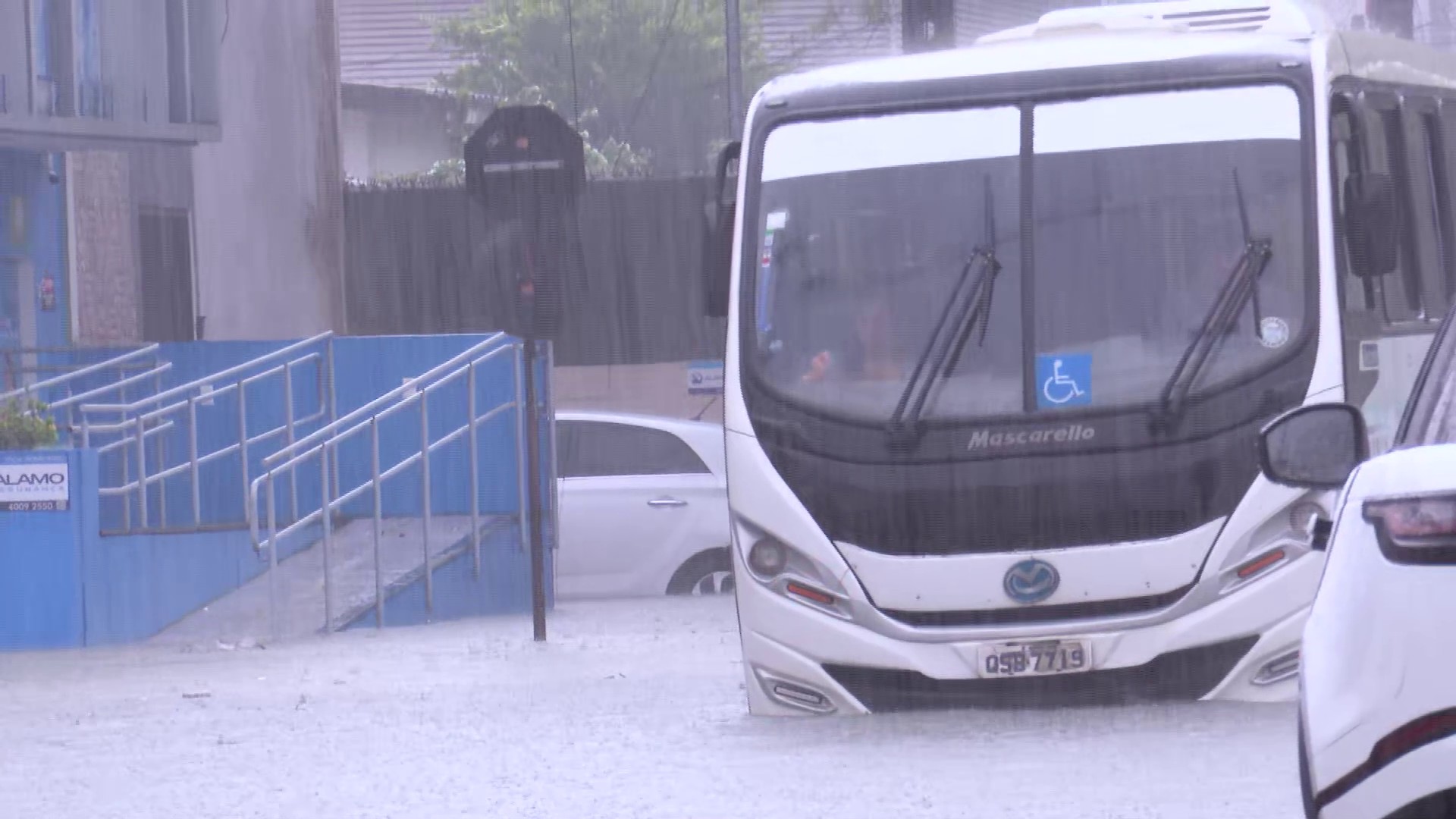 Inmet renova alerta de chuvas intensas para 70 cidades da Paraíba; veja municípios sob risco