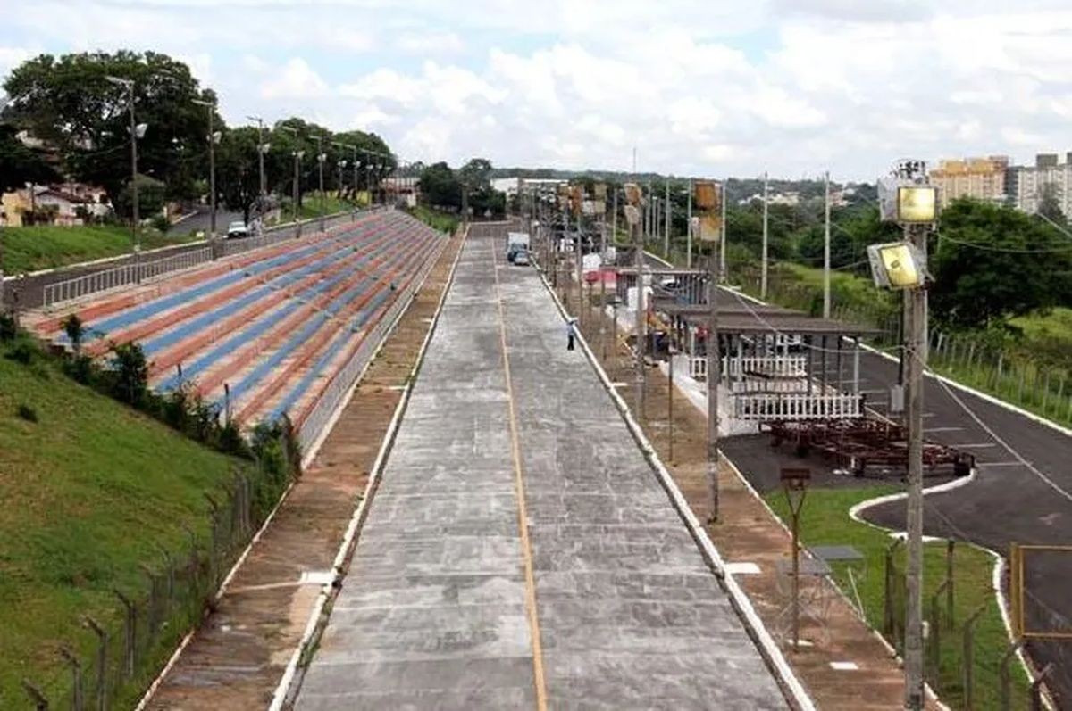 Sem verba para reforma, Sambódromo de Bauru deve ficar fora do carnaval 2027 mesmo com projeto pronto
