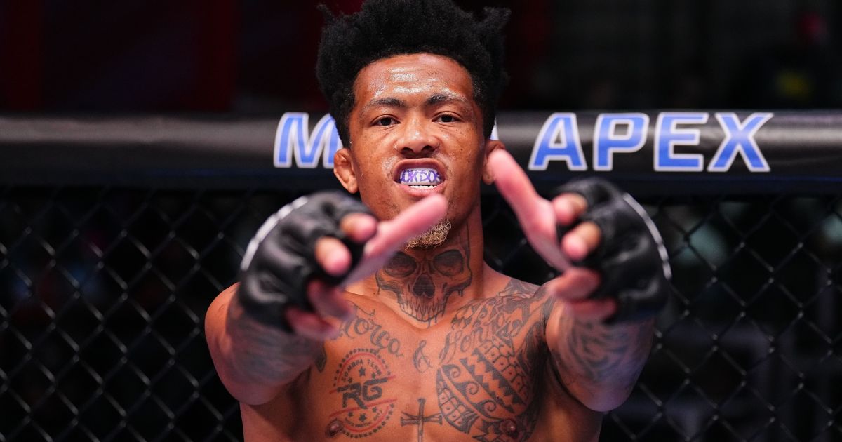 Ex-campeão do UFC desafia brasileiro: “Terei prazer em amassar você”