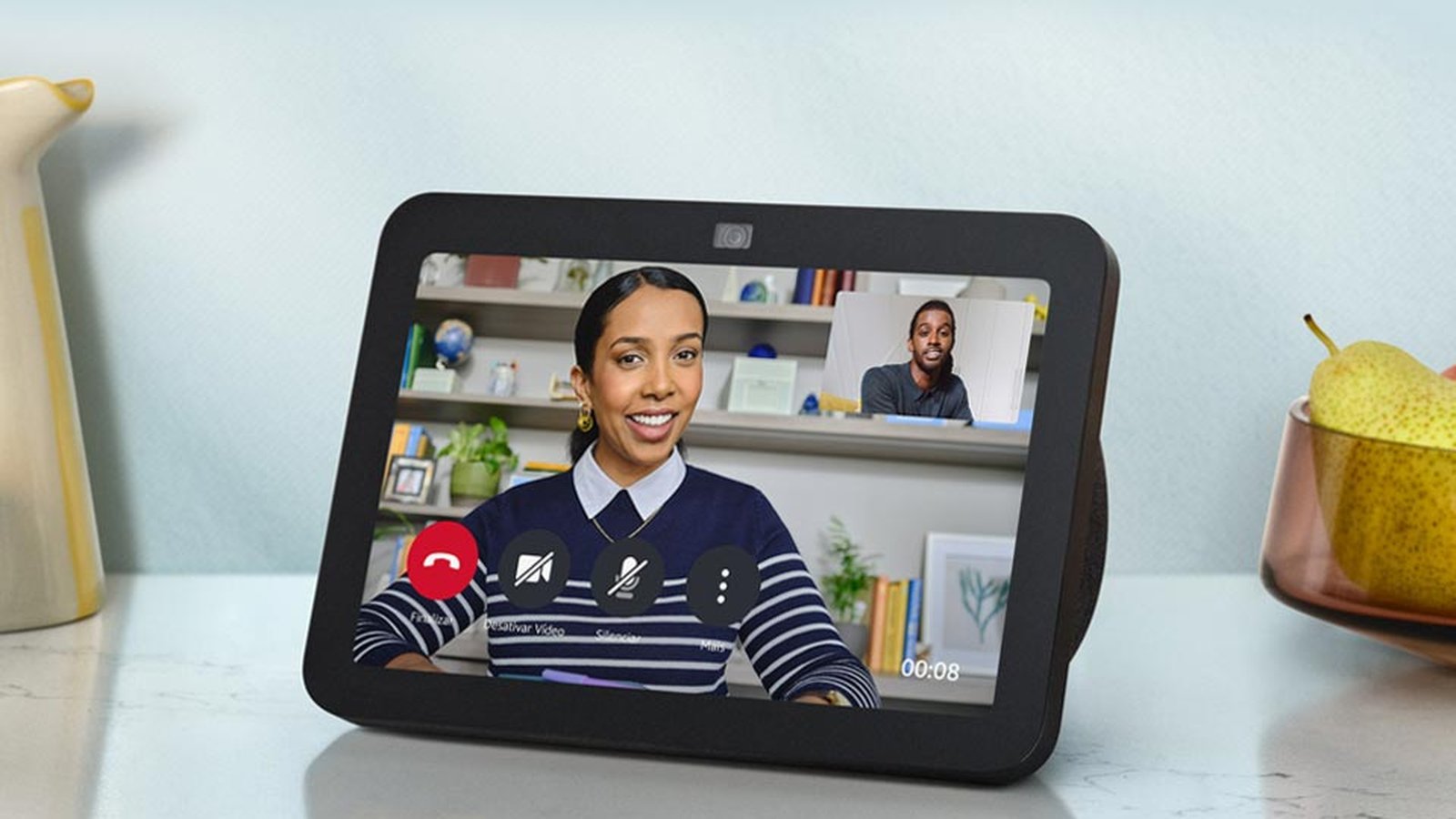 Echo Show 8 em promoção: smart speaker com Alexa, tela e câmera com 28% OFF