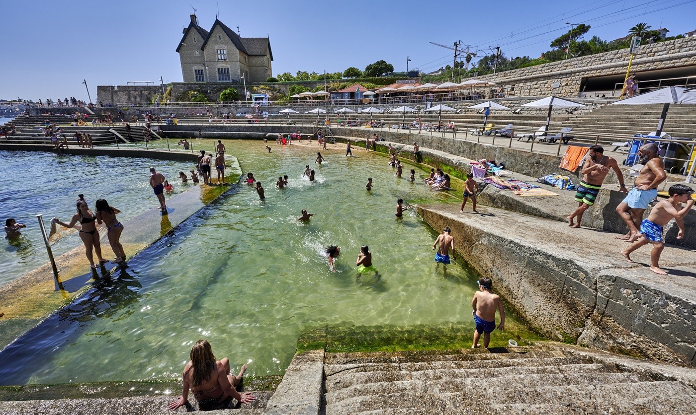 Portugal aposta em piscina oceânica como alternativa às praias
