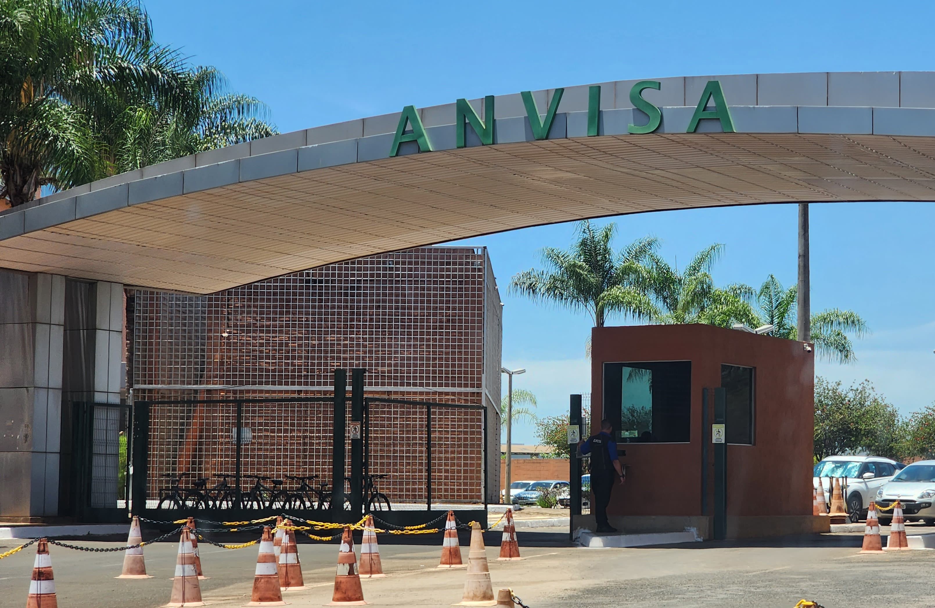Anvisa proíbe suplemento de proteína após denúncia de falsificação