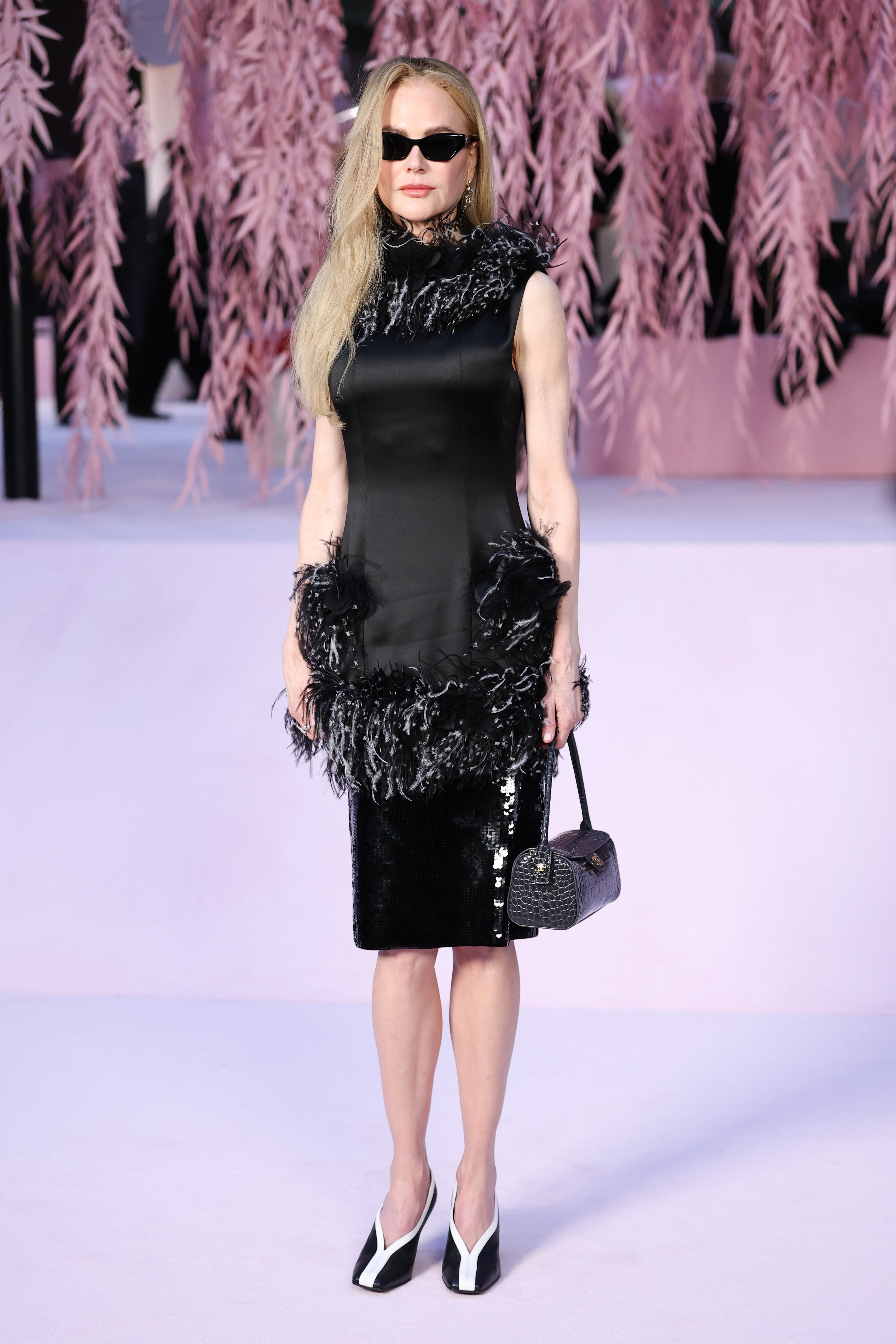 Nicole Kidman vive fase serena e sem pressa para um novo amor após divórcio, diz site