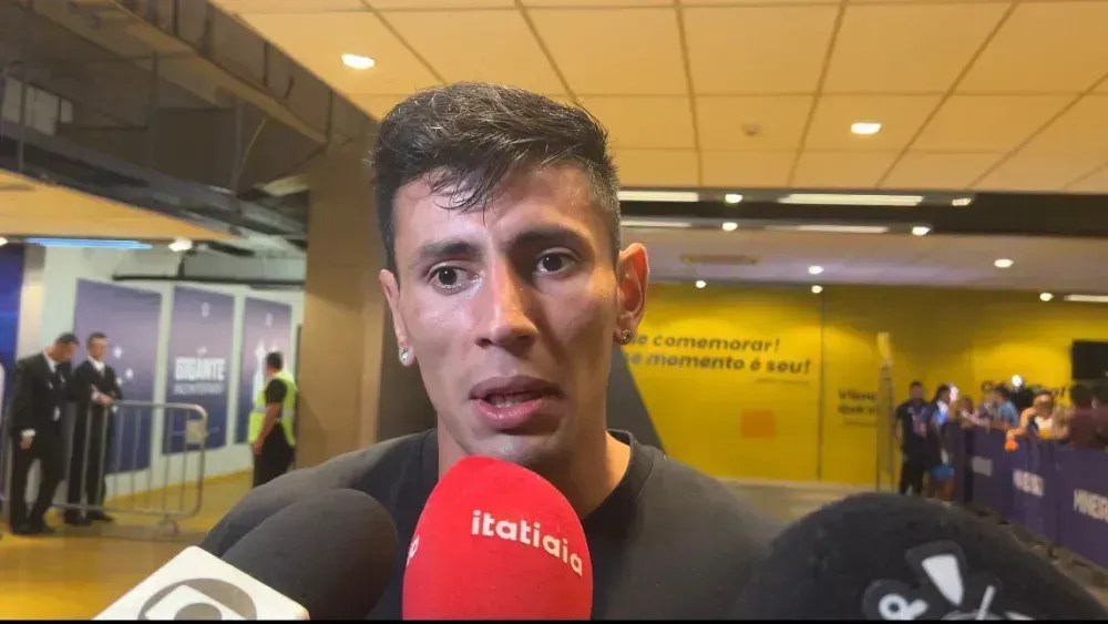 Titular do Corinthians valoriza empate com Cruzeiro: “Estádio imponente”