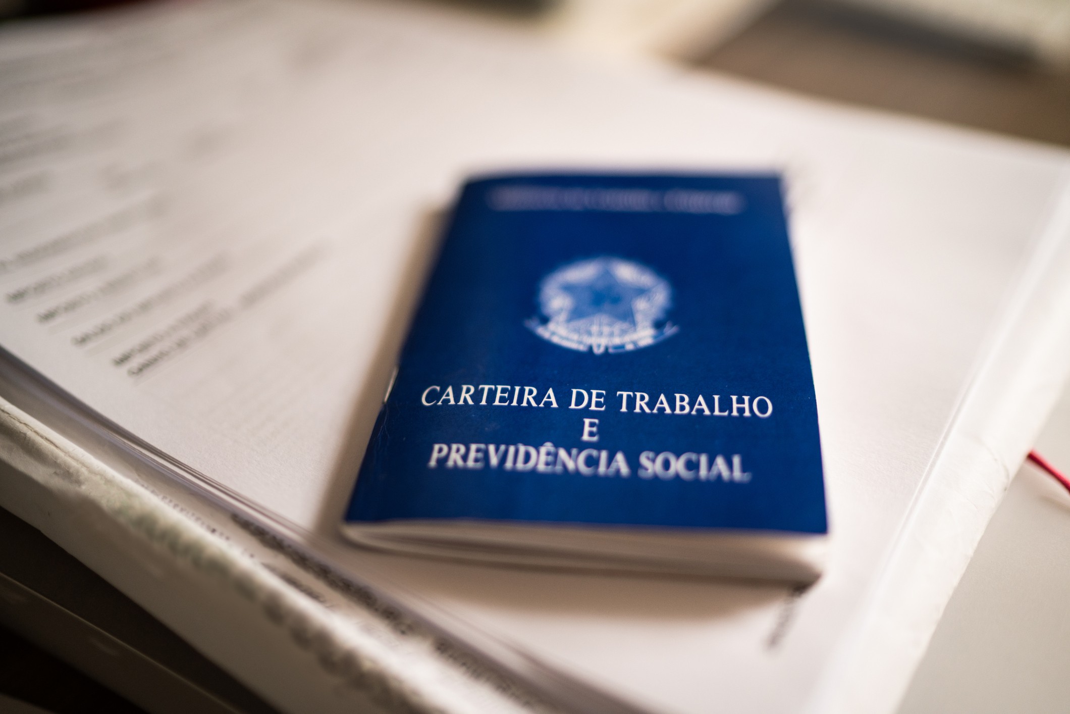 Fim da escala 6x1: PEC começa a ser discutida no Senado nesta terça-feira