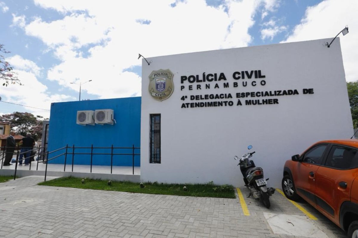 Quatro homens são presos em operação da Delegacia da Mulher de Caruaru